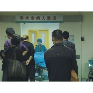 汶上縣義橋鎮(zhèn)劉學莊村發(fā)生精神病傷人事件，一男童被砍18刀