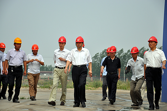 濟(jì)寧市政府副市長(zhǎng)周洪到汶上縣調(diào)研重點(diǎn)工業(yè)項(xiàng)目建設(shè)和工業(yè)經(jīng)濟(jì)運(yùn)行情況
