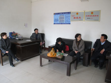 濟(jì)寧市婦聯(lián)副主席朱秀芝、梁蓮到汶上縣幫扶聯(lián)系點(diǎn)進(jìn)行調(diào)研