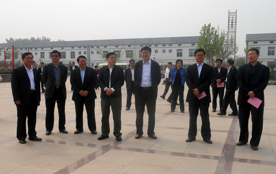 濟寧市政協(xié)副主席孔維民率領市政協(xié)調研組來汶上縣調研指導縣域經濟發(fā)展暨城鎮(zhèn)建設工作