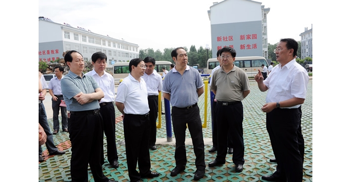 國務院農村綜合改革辦公室主任王衛(wèi)星帶領調研組來汶上縣調研農村綜合改革工作