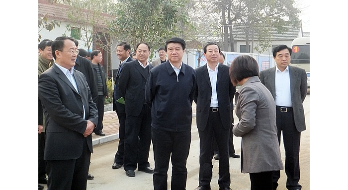 全市農(nóng)村環(huán)境綜合整治工作現(xiàn)場(chǎng)會(huì)議在汶上縣召開