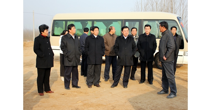 濟(jì)寧市人大常委會(huì)副主任商建設(shè)來汶上縣調(diào)研農(nóng)田水利基礎(chǔ)設(shè)施投入與保護(hù)工作