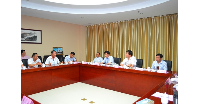 山東省公務員局局長房波來汶上縣就黨的群眾路線教育實踐活動進行蹲點調(diào)研