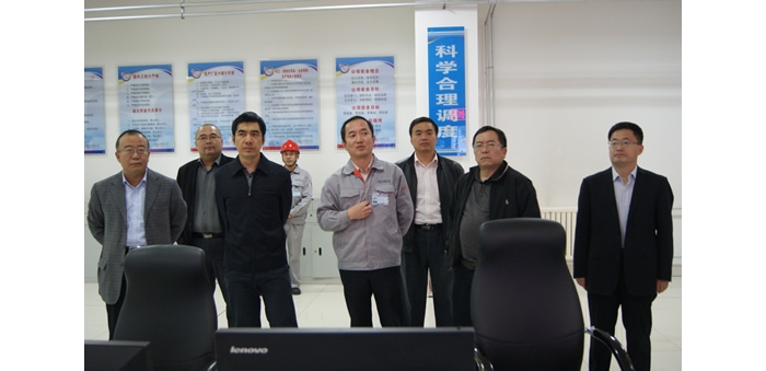 中國(guó)石油和化學(xué)工業(yè)聯(lián)合會(huì)趙志平到汶上聯(lián)想化工區(qū)實(shí)地參觀考察