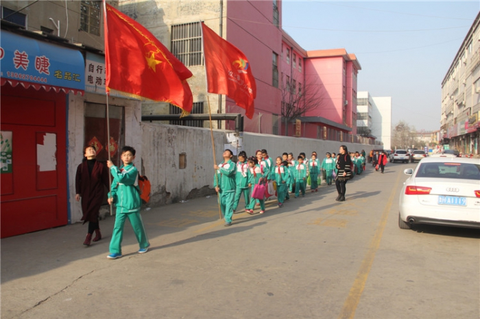 汶上縣“相約中國夢(mèng) 快樂共成長(zhǎng)”城鄉(xiāng)少先隊(duì)手拉手結(jié)對(duì)活動(dòng)啟動(dòng)本文為汶上信息港轉(zhuǎn)載 ...
