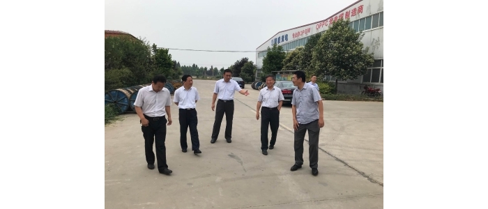 汶上縣人民政府 部門動態(tài) 市供銷社黨組書記、理事會主任管洪祥到汶上調(diào)研為農(nóng)服務(wù)中心 ...