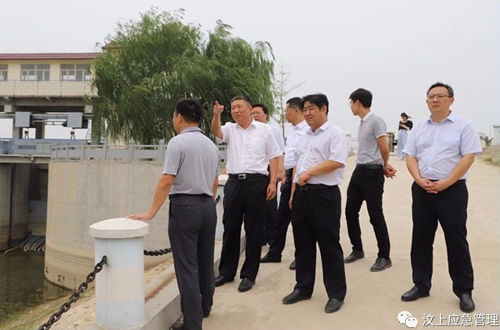 汶上縣人民政府 政務(wù)要聞 縣委副書記、縣長李洪文督導(dǎo)安全生產(chǎn)應(yīng)急管理和防汛抗旱工作
