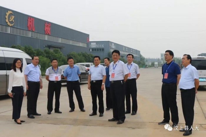 汶上縣人民政府 政務(wù)要聞 縣人大常委會視察全縣固定資產(chǎn)投資情況